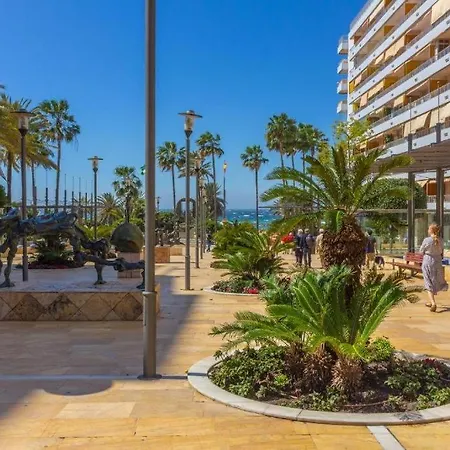 Luxe Discret Avenida Del Mar Daire *