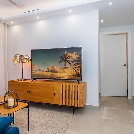 Luxe Discret Avenida Del Mar Apartment *