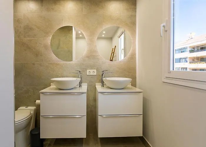 Luxe Discret Avenida Del Mar Apartment *